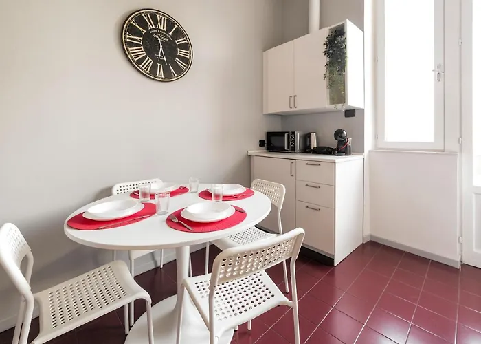 Isola District & Istria M5 Apt!